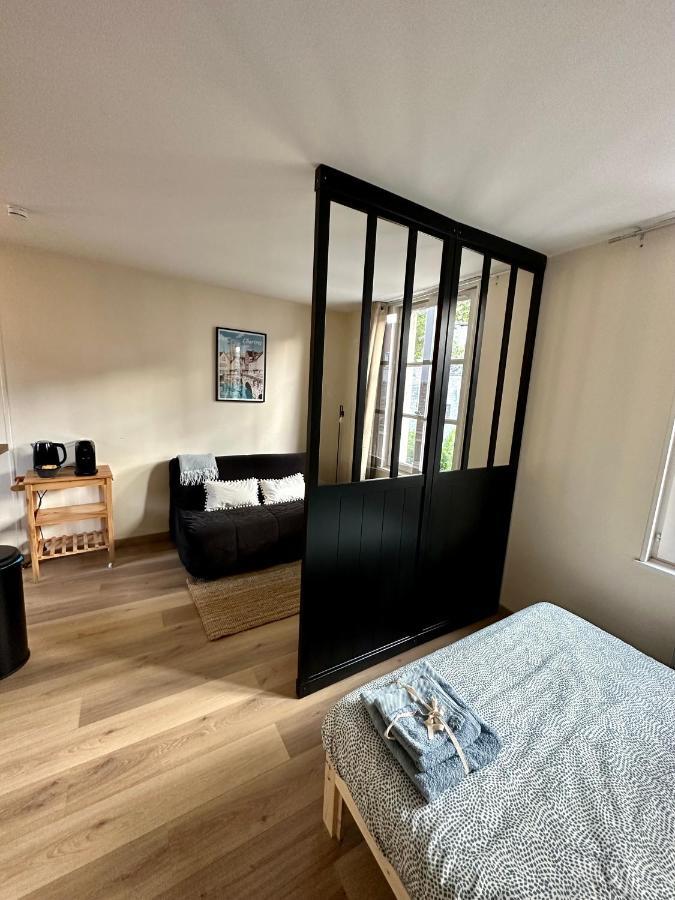 Appartement Bords De L'Eure Charmant Studio Chartres Eksteriør billede