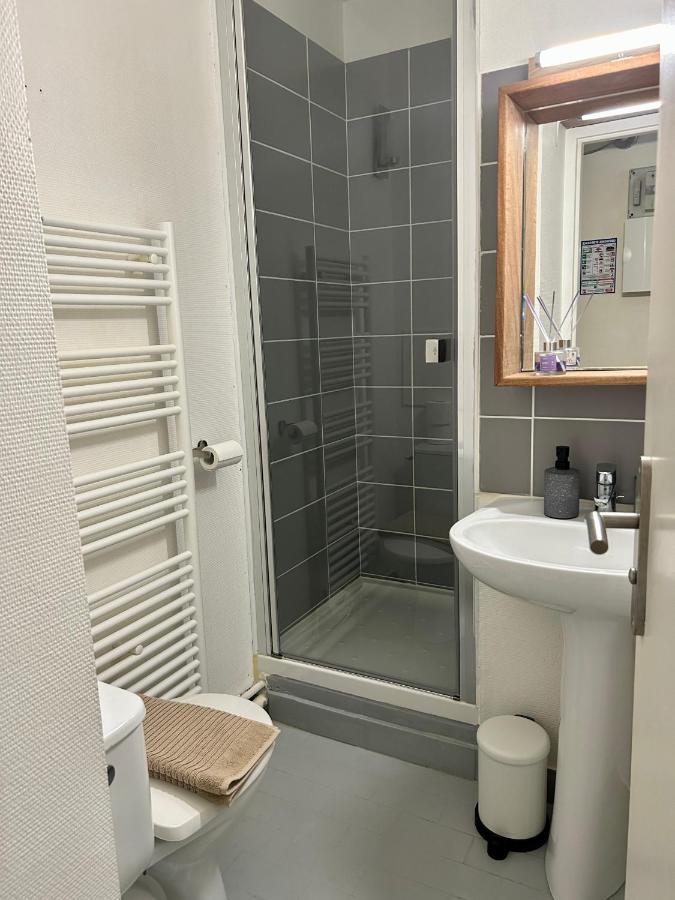 Appartement Bords De L'Eure Charmant Studio Chartres Eksteriør billede