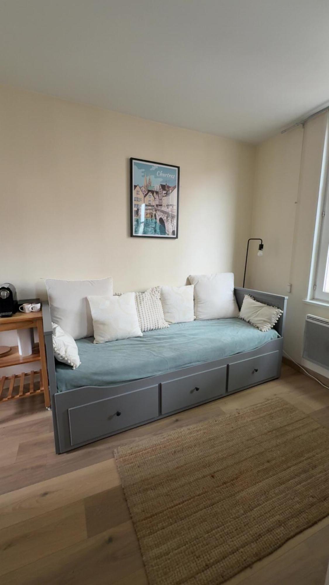 Appartement Bords De L'Eure Charmant Studio Chartres Eksteriør billede